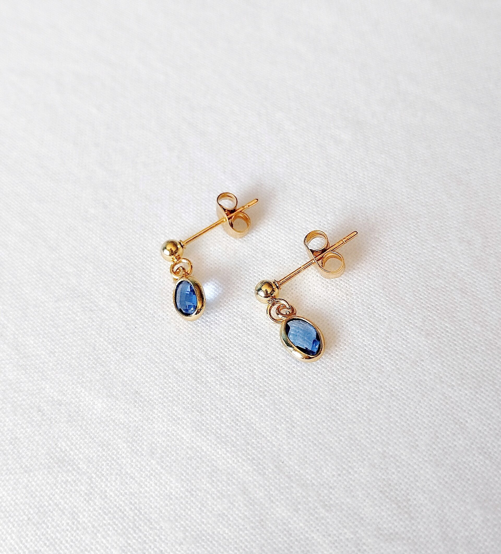 Pendientes botón W-day - 2